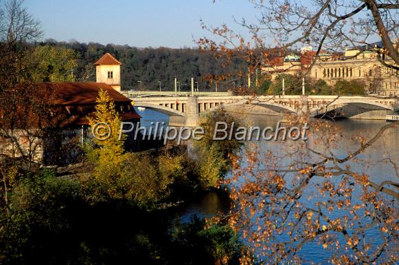tchequie  07.jpg - RiviËre Vltava ou MoldauPragueRÈpublique tchËque